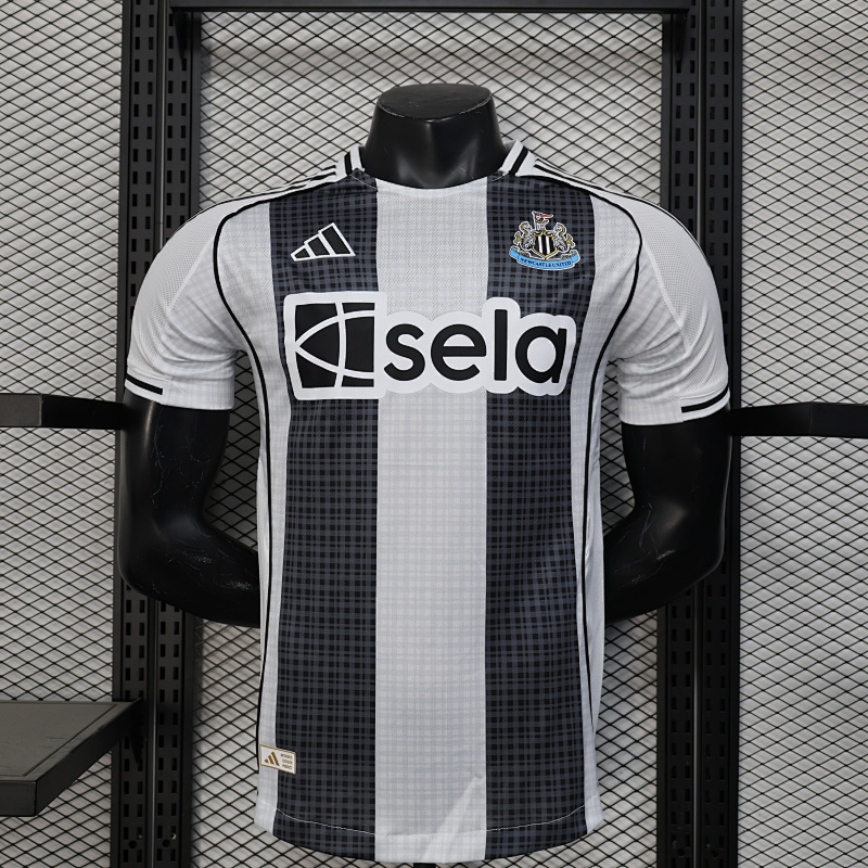 Version Player_Jugador- 25-26 Newcastle